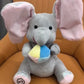 🐘Egy bájos plüss elefánt játék, amellyel bújócskázni lehet
