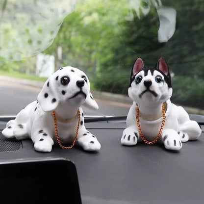 🐶🚗 Cuki kutyás bólogatós autó műszerfal dekoráció ✨